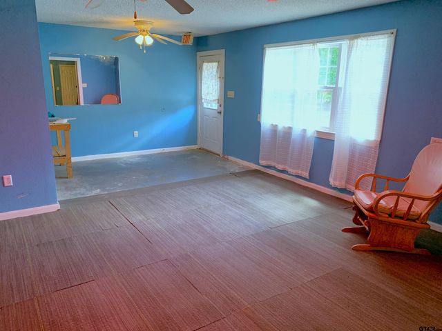 1007 S Palestine St, Athens, TX 75751
