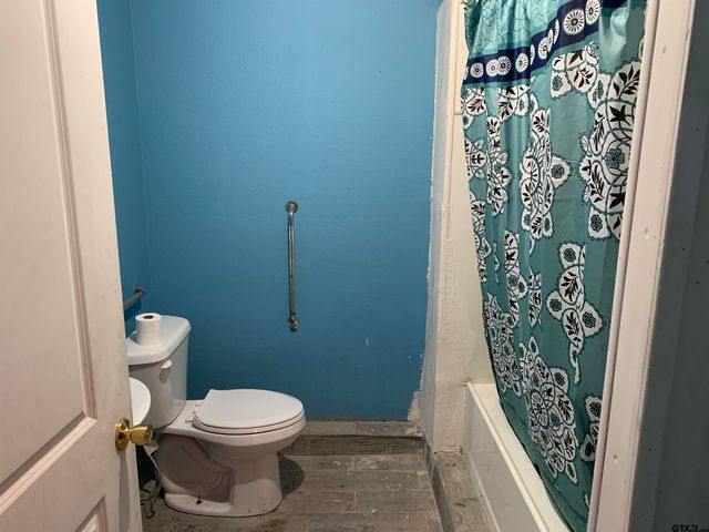 1007 S Palestine St, Athens, TX 75751