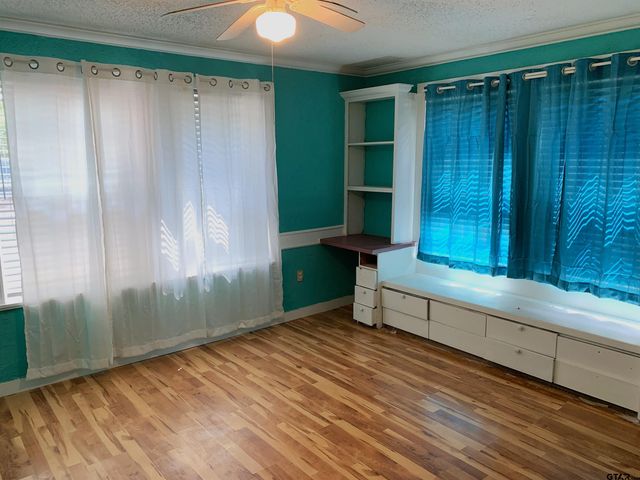 1007 S Palestine St, Athens, TX 75751
