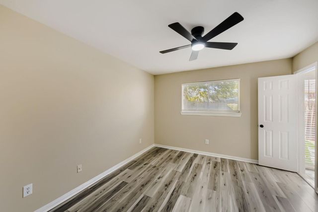 18558 Meadows Way Drive, Houston, TX 77084