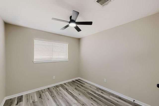 18558 Meadows Way Drive, Houston, TX 77084