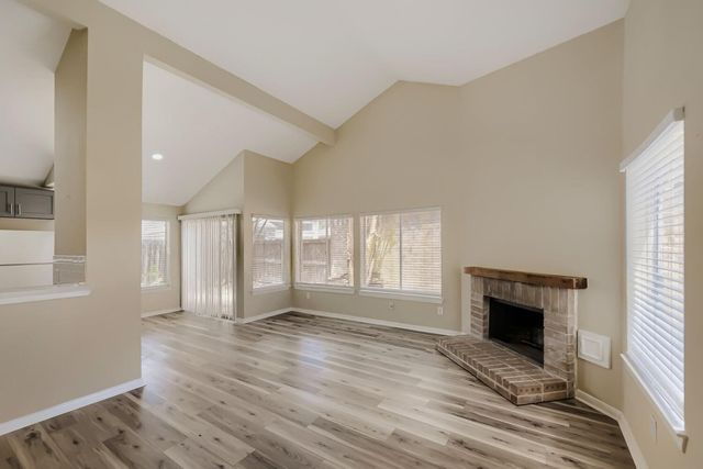 18558 Meadows Way Drive, Houston, TX 77084