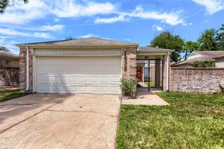 18558 Meadows Way Drive, Houston, TX 77084