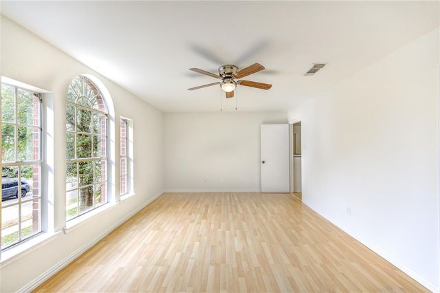 15926 Mission Glen Drive, Houston, TX 77083