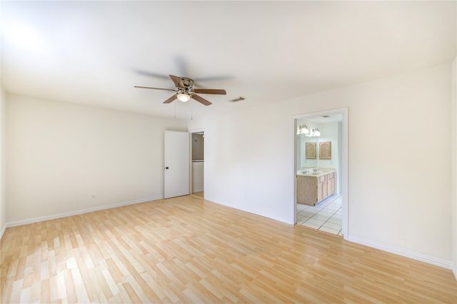 15926 Mission Glen Drive, Houston, TX 77083