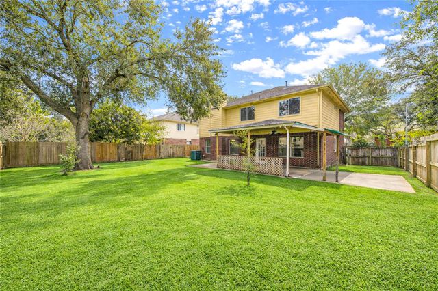 15926 Mission Glen Drive, Houston, TX 77083