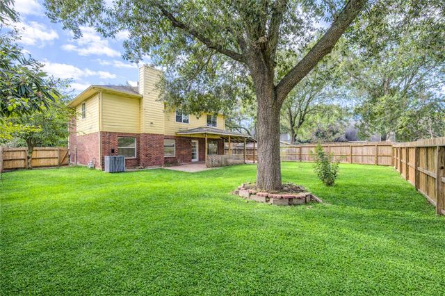 15926 Mission Glen Drive, Houston, TX 77083