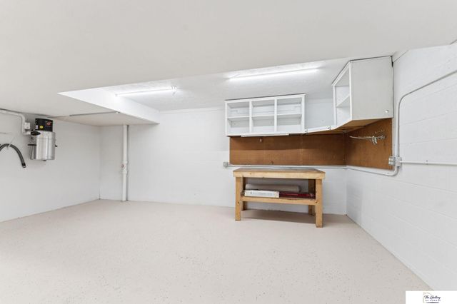 7907 Jaynes Street, Omaha, NE 68134