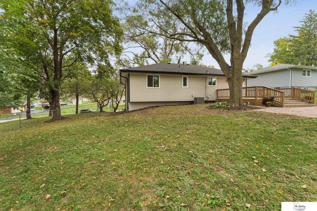 7907 Jaynes Street, Omaha, NE 68134