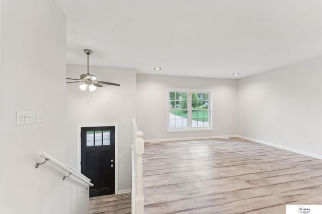 7907 Jaynes Street, Omaha, NE 68134