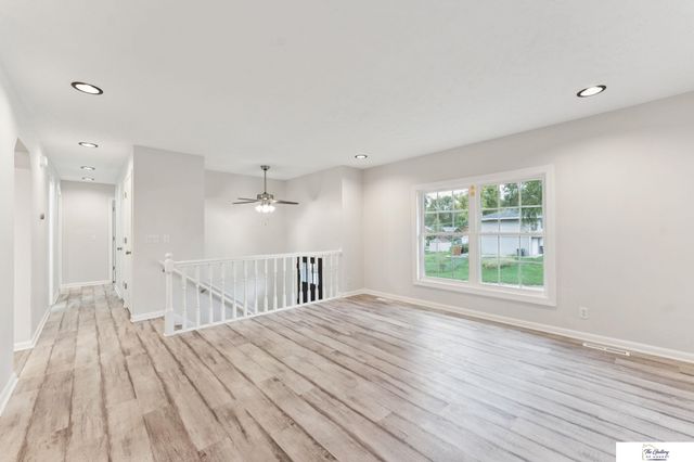 7907 Jaynes Street, Omaha, NE 68134