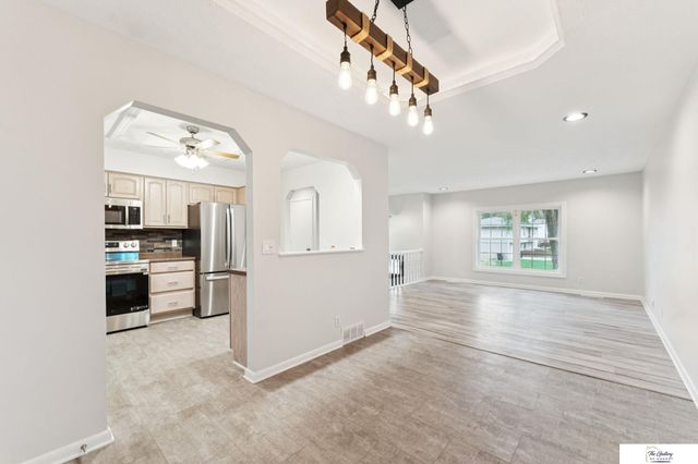 7907 Jaynes Street, Omaha, NE 68134