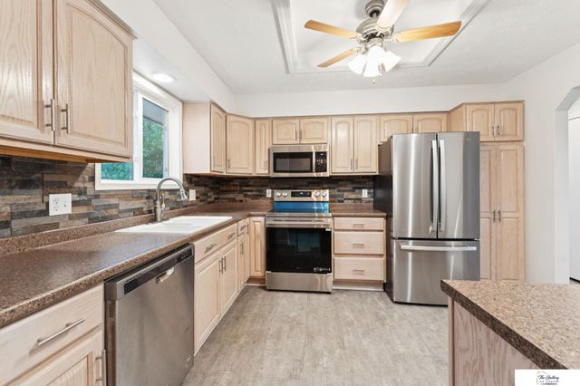 7907 Jaynes Street, Omaha, NE 68134