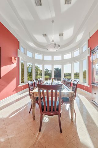 6800 S LAKOTA RIDGE LN, Columbia, MO 65203