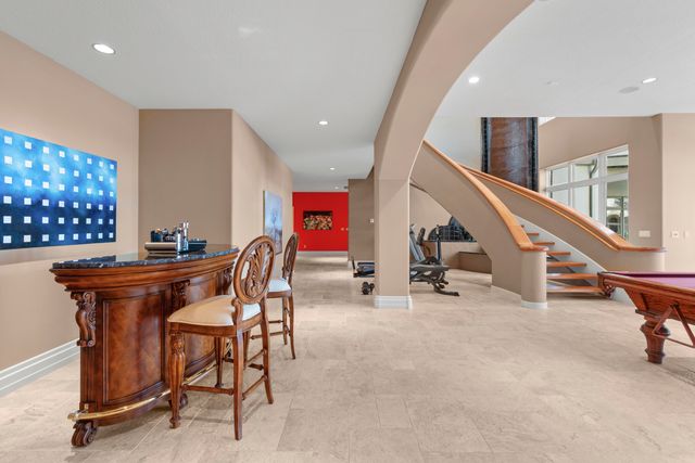 6800 S LAKOTA RIDGE LN, Columbia, MO 65203