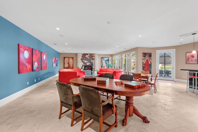 6800 S LAKOTA RIDGE LN, Columbia, MO 65203
