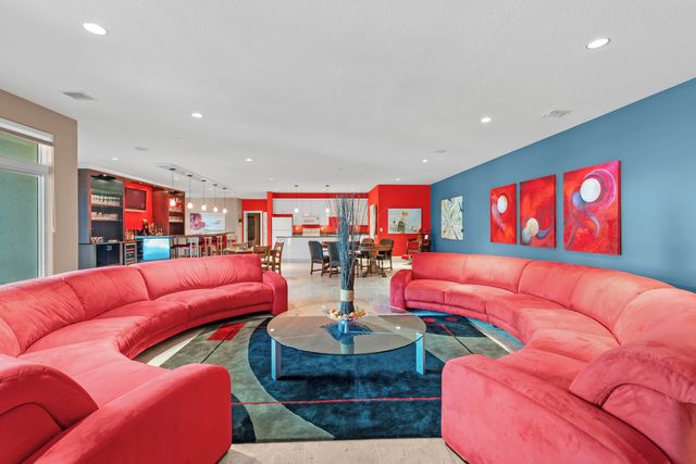 6800 S LAKOTA RIDGE LN, Columbia, MO 65203