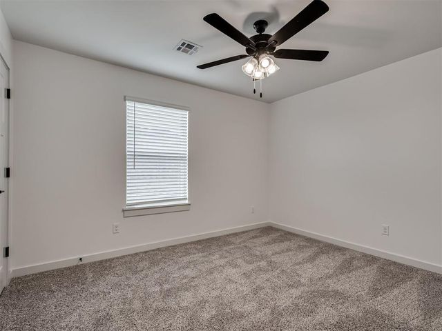 16105 Navarra Way, Oklahoma City, OK 73170