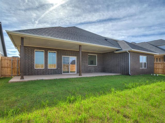 16105 Navarra Way, Oklahoma City, OK 73170