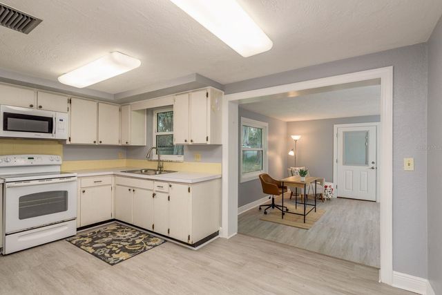 7730 CHAPEL AVENUE, Port Richey, FL 34668