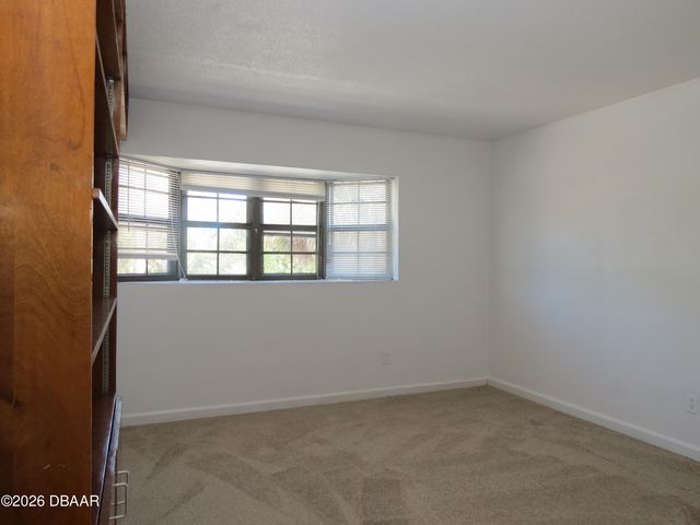 625 N Halifax Ave Apt 6, Daytona Beach, FL 32118