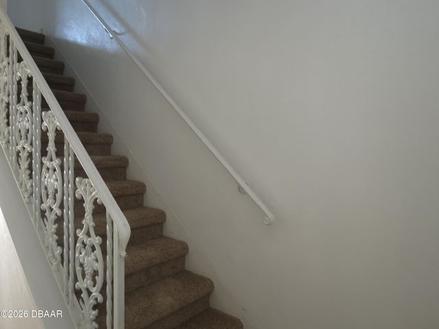 625 N Halifax Ave Apt 6, Daytona Beach, FL 32118
