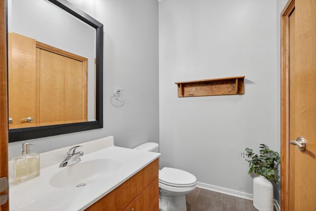 640 S 50th Street 2204, West Des Moines, IA 50265