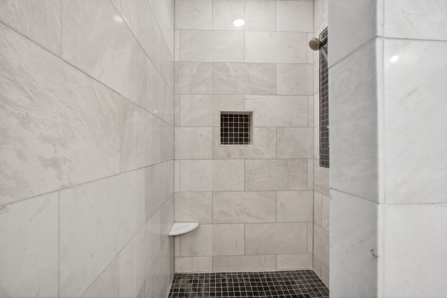 640 S 50th Street 2204, West Des Moines, IA 50265