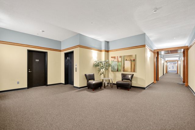640 S 50th Street 2204, West Des Moines, IA 50265