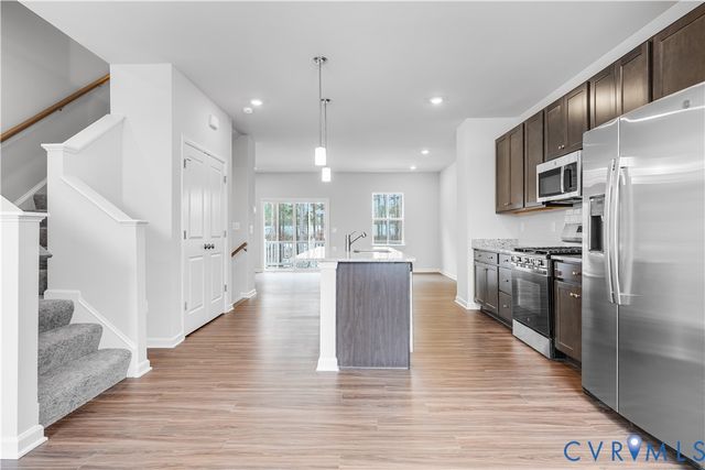 8728 Pioneer Hill Dr, Chesterfield, VA 23832