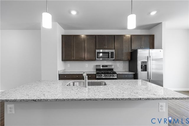 8728 Pioneer Hill Dr, Chesterfield, VA 23832