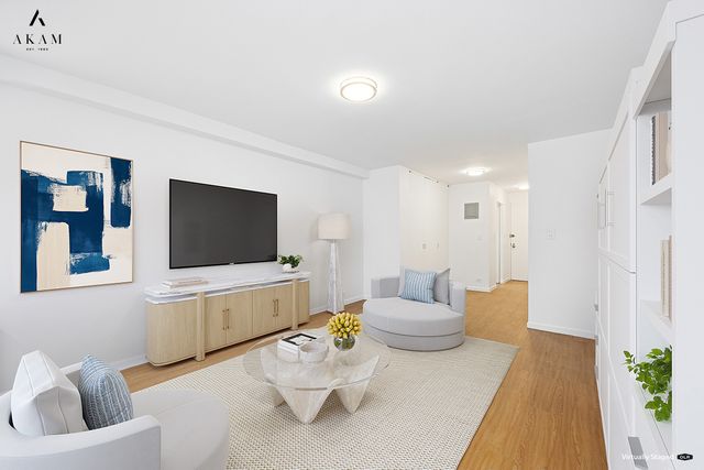 305 E 40th St Apt 2T, New York City, NY 10016