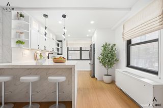 305 E 40th St Apt 2T, New York City, NY 10016