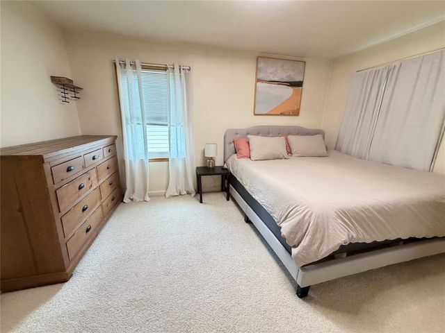 927 Gilbert Street, Eau Claire, WI 54703