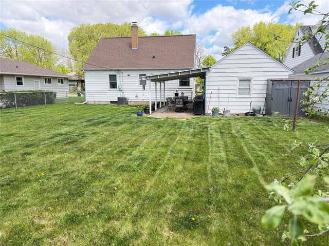 927 Gilbert Street, Eau Claire, WI 54703