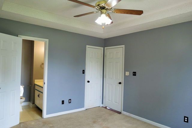 200 Rusty Dr, Oak Grove, KY 42262