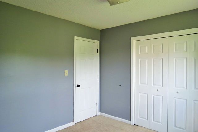 200 Rusty Dr, Oak Grove, KY 42262