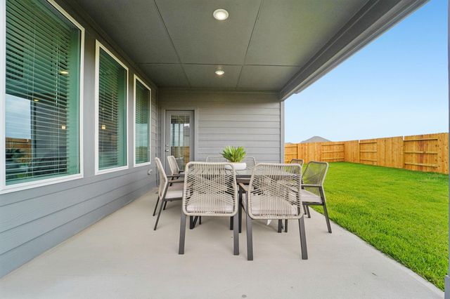 1117 Velas View Drive, Huffman, TX 77336