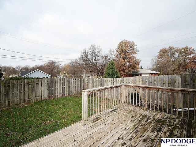 2337 N 67Th Street, Lincoln, NE 68507