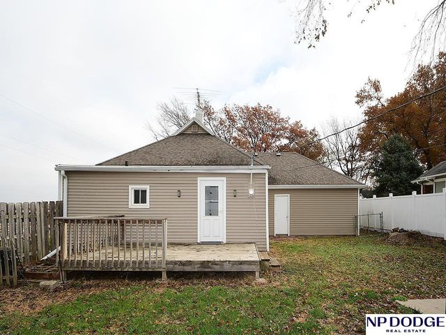 2337 N 67Th Street, Lincoln, NE 68507