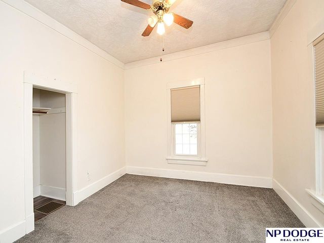 2337 N 67Th Street, Lincoln, NE 68507