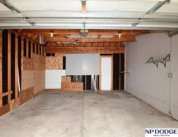 2337 N 67Th Street, Lincoln, NE 68507