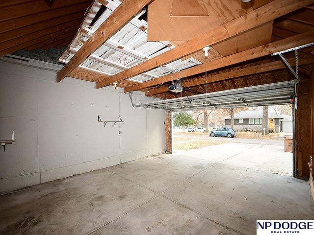 2337 N 67Th Street, Lincoln, NE 68507