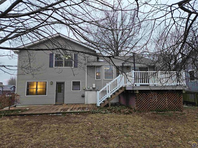 6316 SW 27th ST, Topeka, KS 66614