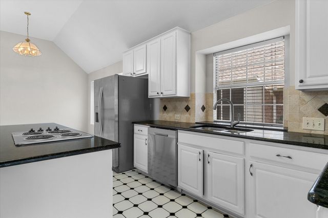 1513 Endicott Drive, Plano, TX 75025