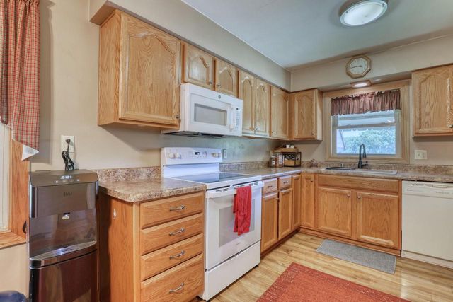 621 W Main STREET, West Bend, WI 53090