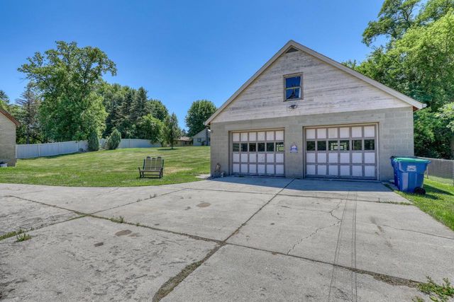 621 W Main STREET, West Bend, WI 53090