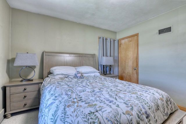 621 W Main STREET, West Bend, WI 53090
