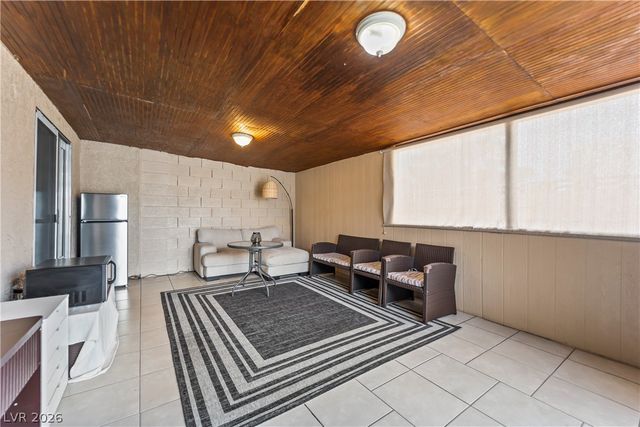 4247 Rollingstone Drive, Las Vegas, NV 89103