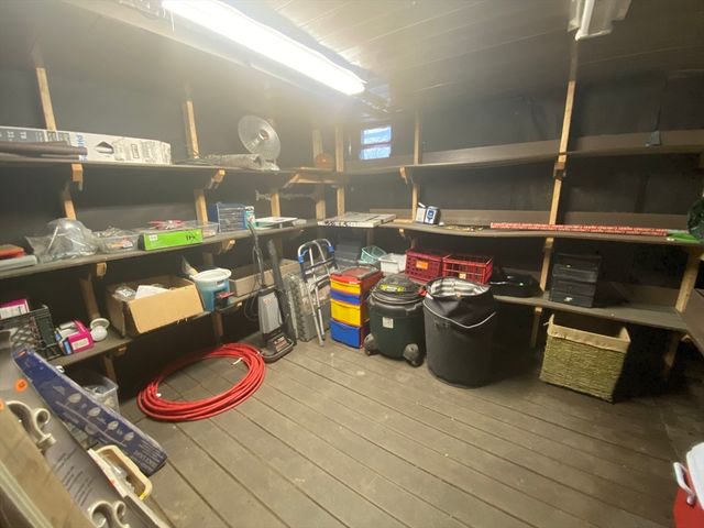 521 Liberty St, Springfield, MA 01104